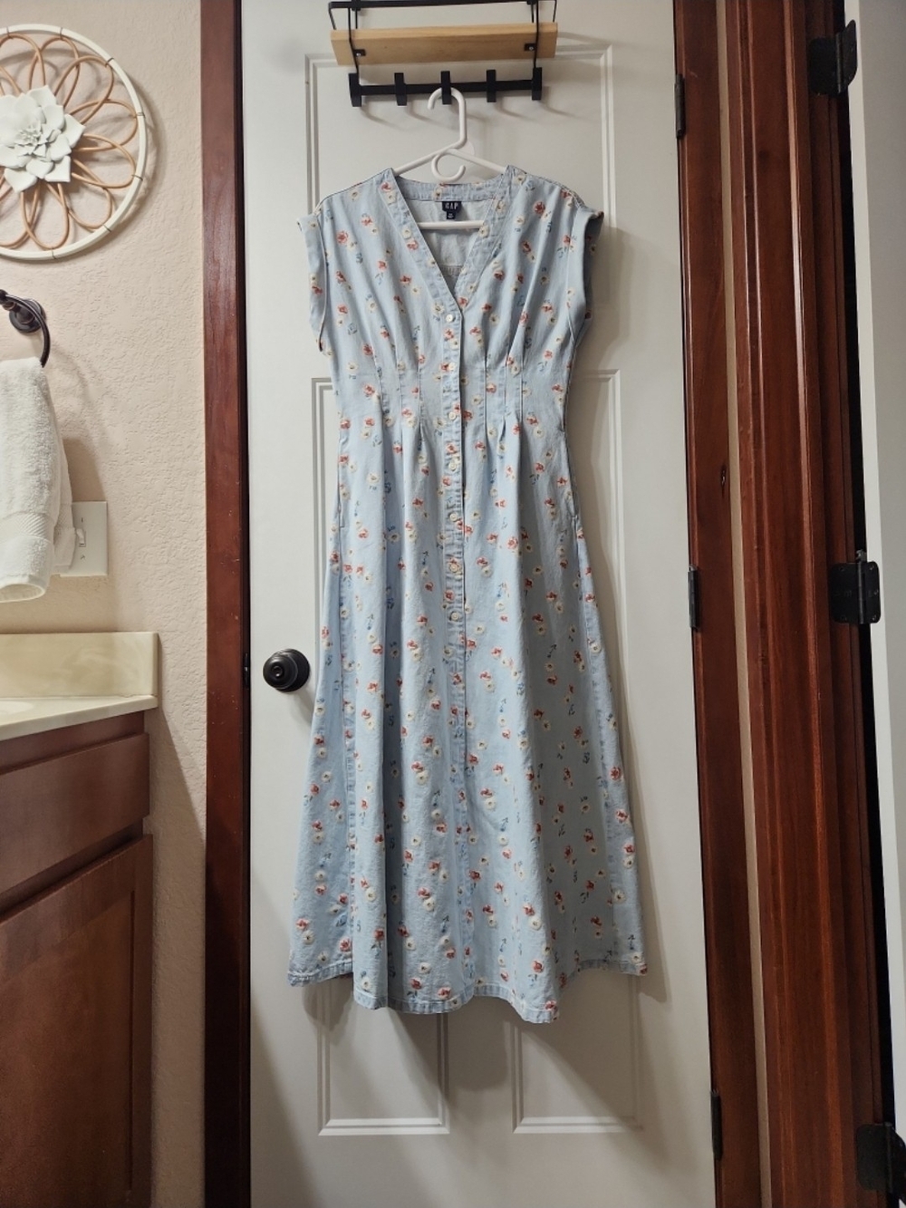 GAP Floral Button Down Midi Dress